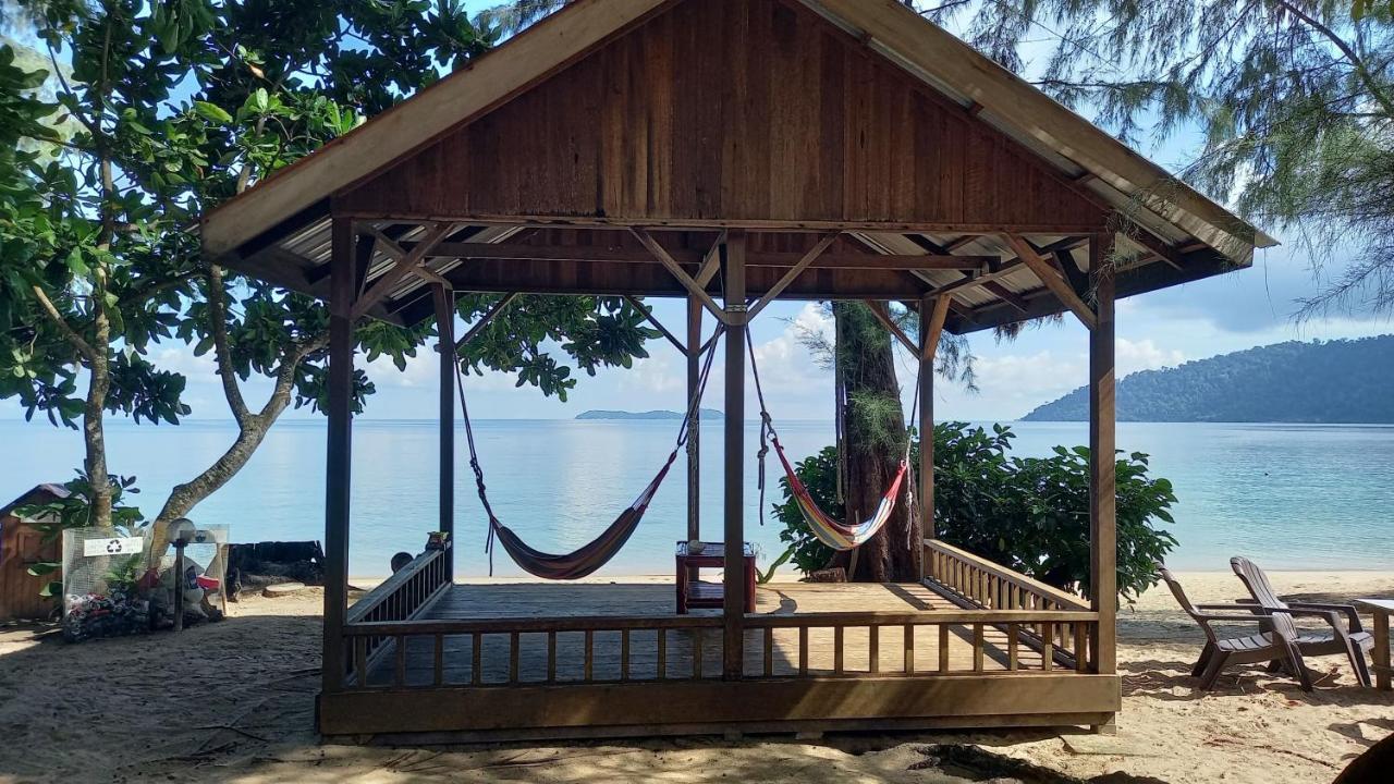 Swiss Cottage Tioman Kampong Ayer Batang Екстериор снимка