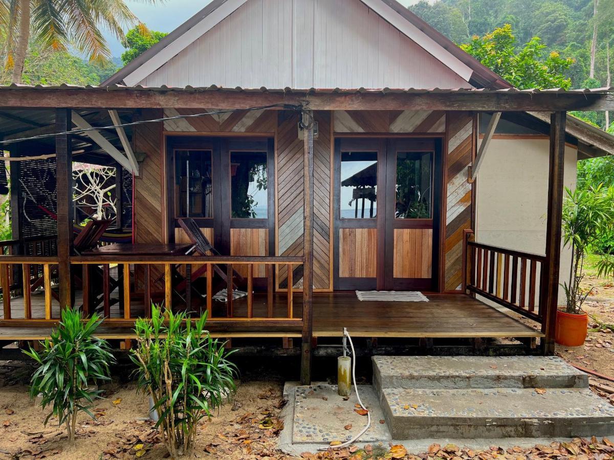 Swiss Cottage Tioman Kampong Ayer Batang Екстериор снимка