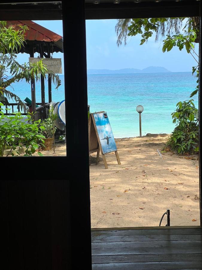 Swiss Cottage Tioman Kampong Ayer Batang Екстериор снимка